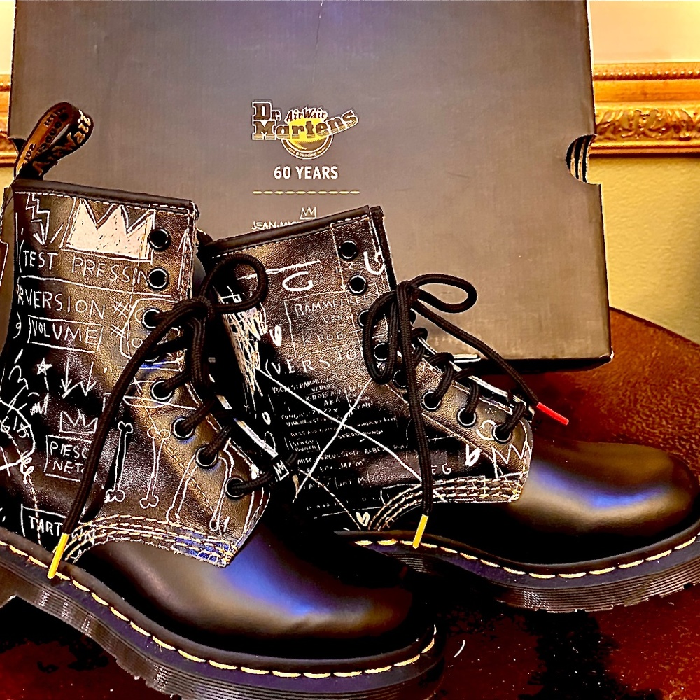 DR. MARTENS JEAN-MICHEL BASQUIAT Collaboration Graffit Art Collection Boots